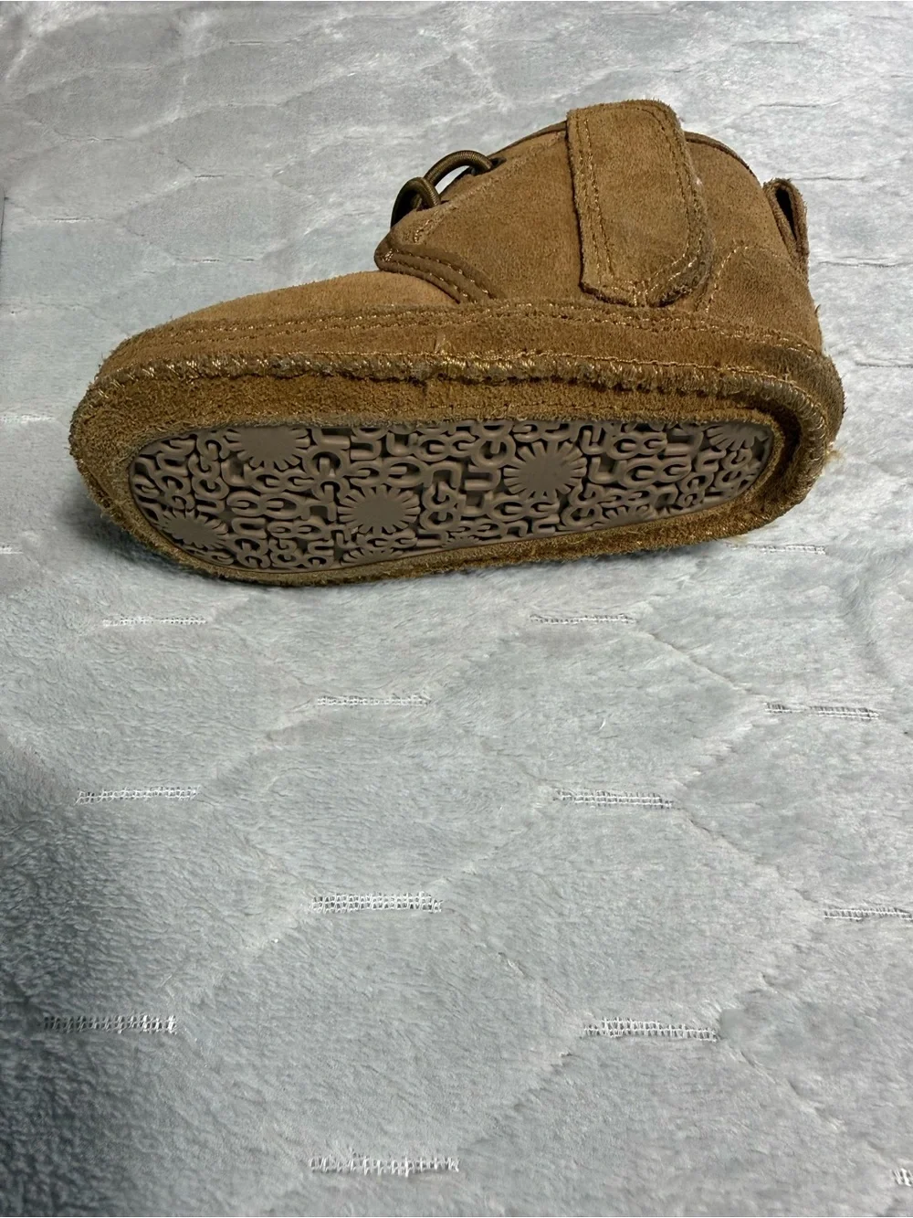 UGG Baby Neumel Crib Boots Chestnut Infant US 2/3 6-12 Months BNIB